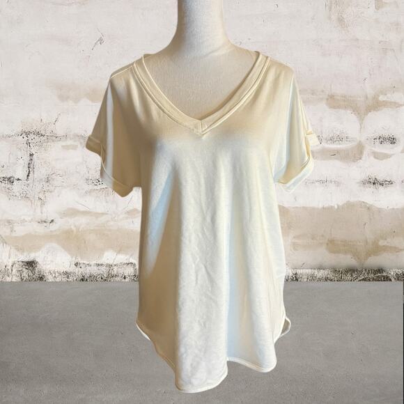 Cupio NWT Women's Short Sleeve Top Size Large - Picture 1 of 5